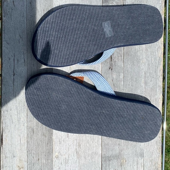 Tommy Hilfiger Flip flops never worn - Picture 7 of 7
